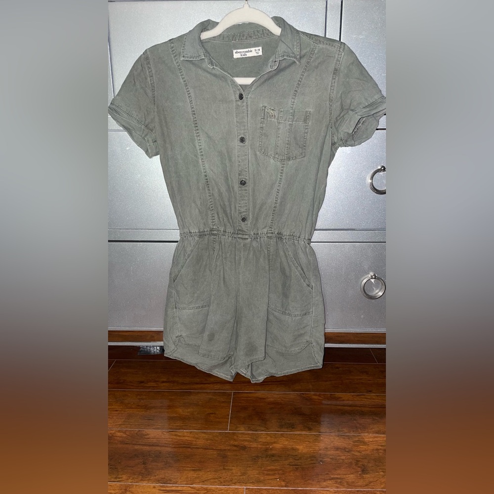 Abercrombie Kids girl Green Romper